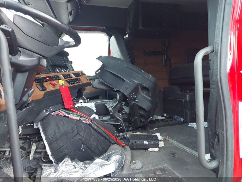 2026 OTHER FREIGHTLINER NEW CASCADIA 126 TRUCK 14.8L 6