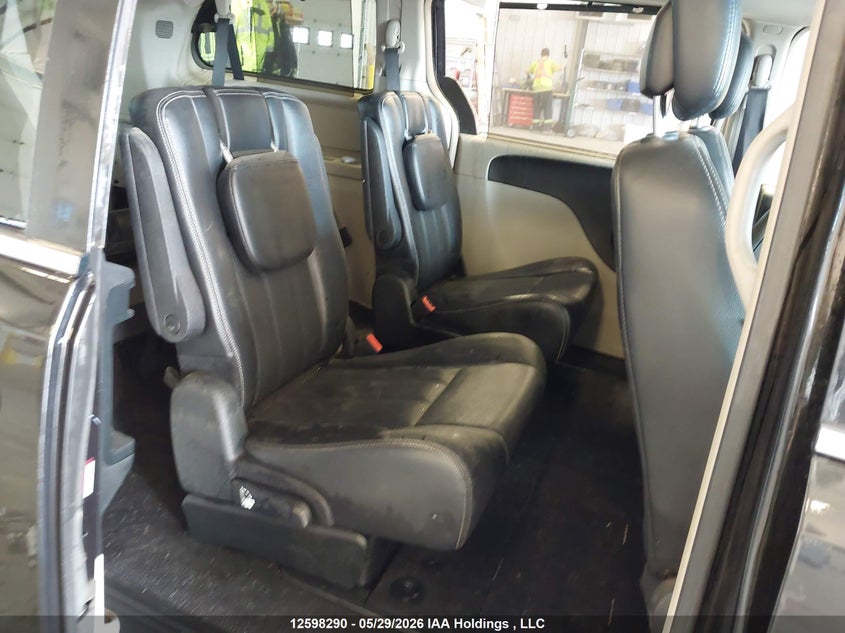 2015 Chrysler Town & Country Touring L VIN: 2C4RC1CG6FR519372 Lot: 12598290