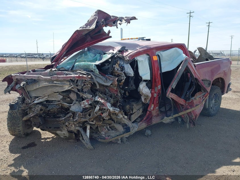 2019 Chevrolet Silverado, Front, IAAI, VIN 1GCPYCEFXKZ242685 — photo 2