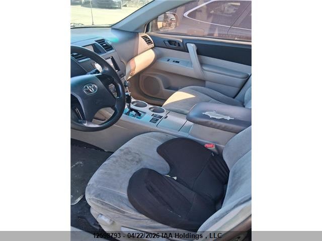 2011 Toyota Highlander Se VIN: 5TDZA3EH4BS010843 Lot: 12598793