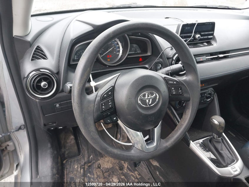 2016 Toyota Yaris Premium VIN: 3MYDLBYV3GY101958 Lot: 12599720