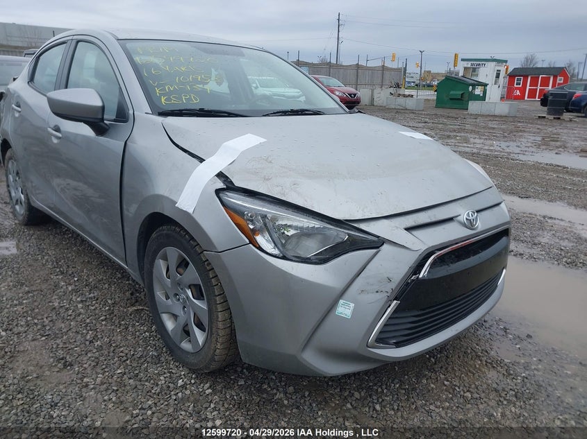 2016 Toyota Yaris Premium VIN: 3MYDLBYV3GY101958 Lot: 12599720