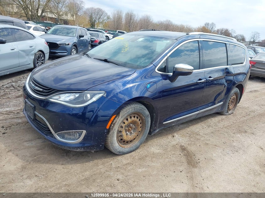 2018 Chrysler Pacifica, Левый бок, IAAI, VIN 2C4RC1N78JR115964 — фото 2