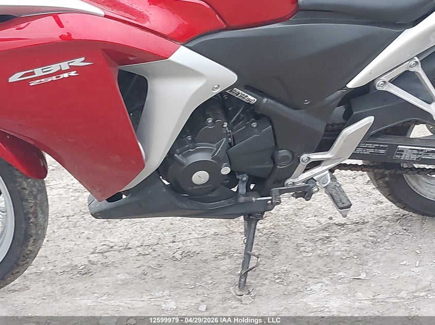 2012 Honda Cbr250 R VIN: MLHMC4122C5300739 Lot: 12599979