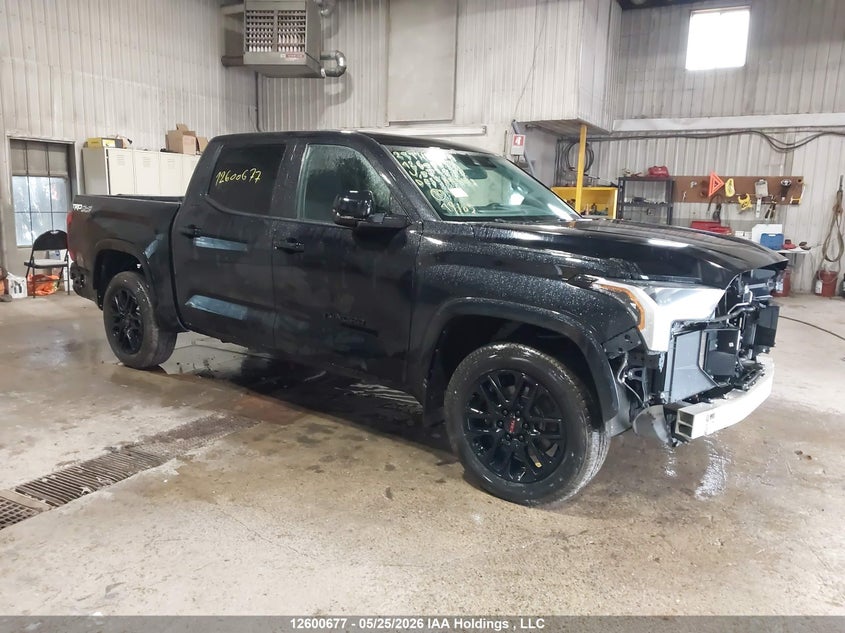 2023 TOYOTA TUNDRA CREWMAX SR/CREWMAX SR5