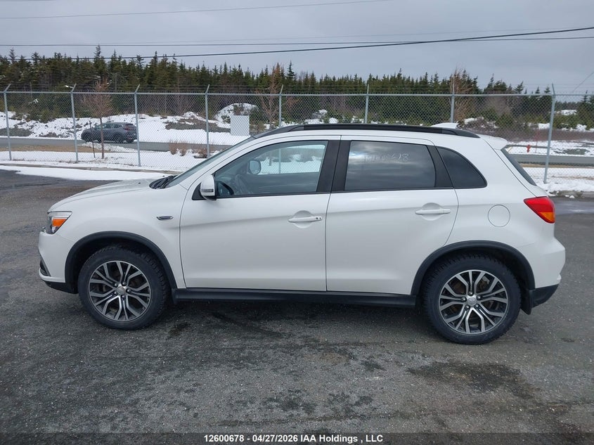 2018 Mitsubishi Rvr Se Limited/Gt VIN: JA4AJ4AW1JZ613005 Lot: 12600678