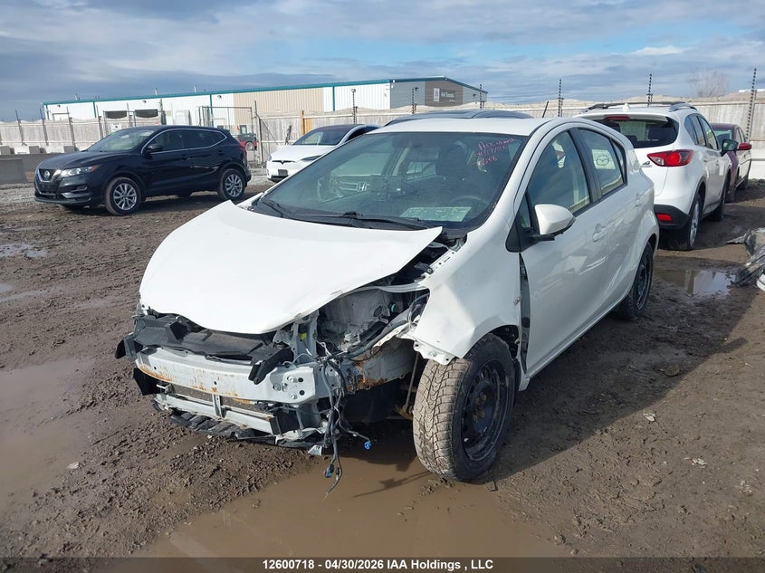 Vin: jtdkdtb36e1571905, lot: 2998075, toyota prius c 20142