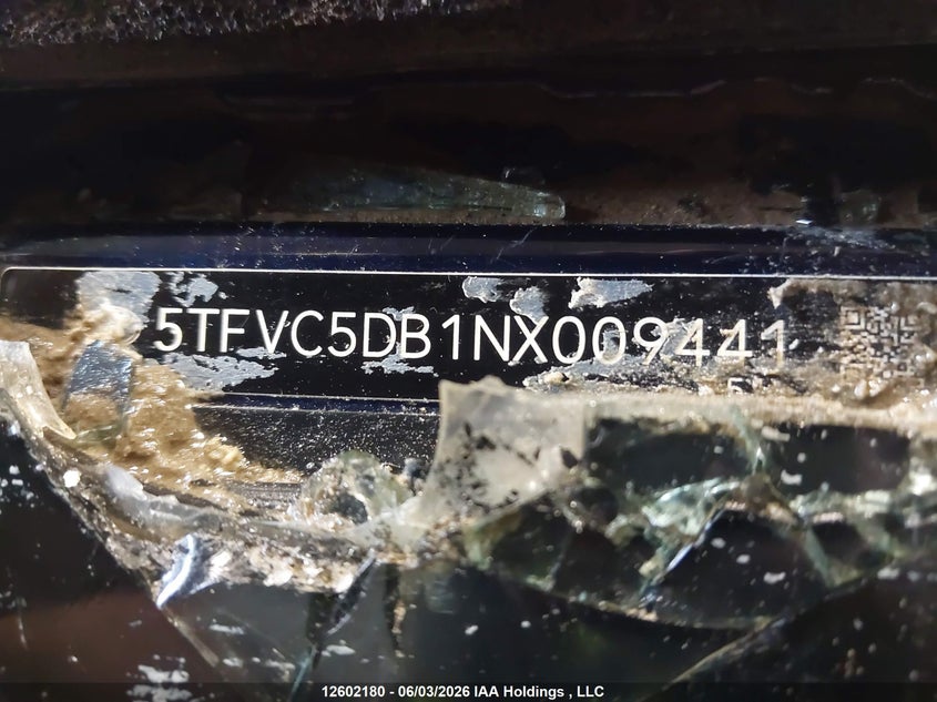 2022 Toyota Tundra Crewmax Capstone VIN: 5TFVC5DB1NX009441 Lot: 12602180