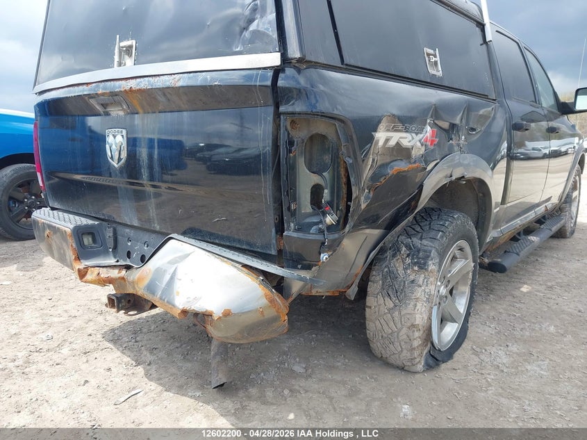 2010 DODGE RAM PICKUP 5.7L V-8 VVT, 390HP