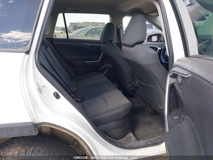 2022 Toyota Rav4 Hybrid Le VIN: 2T3BWRFV1NW142424 Lot: 12602336