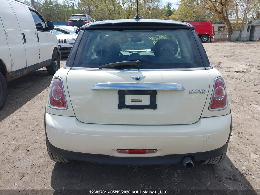 2013 Mini Hatch Cooper/Cooper (M6) VIN: WMWSU3C54DT688379 Lot: 12602781