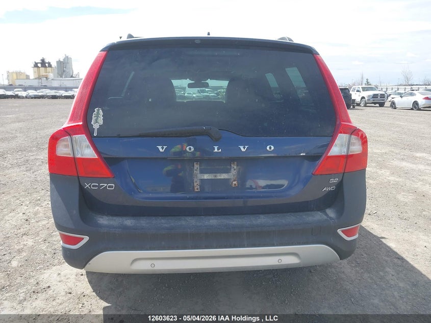 2011 Volvo Xc70 3.2 Level 1/3.2 Level 2 VIN: YV4952BZ7B1102390 Lot: 12603623