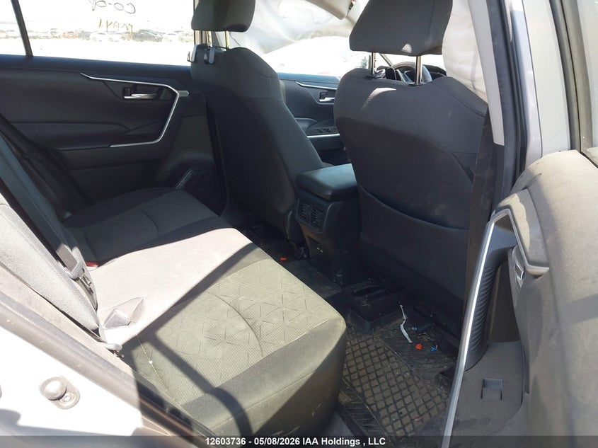 2021 Toyota Rav4 Xle VIN: 2T3R1RFV3MW233397 Lot: 12603736