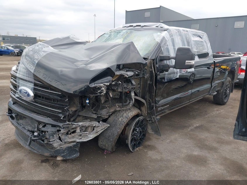 2025 Ford F250, Left Front, IAAI, VIN 1FT7W2BT2SEC44108 — photo 2