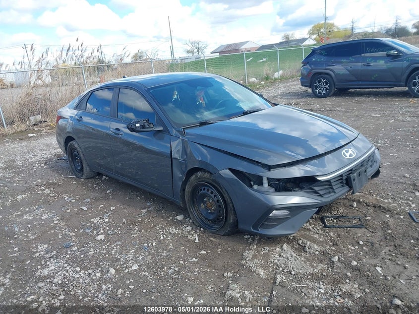 2024 Hyundai Elantra Preferred W/Tech Package, Удар спереди, IAAI, VIN KMHLM4DG2RU666746
