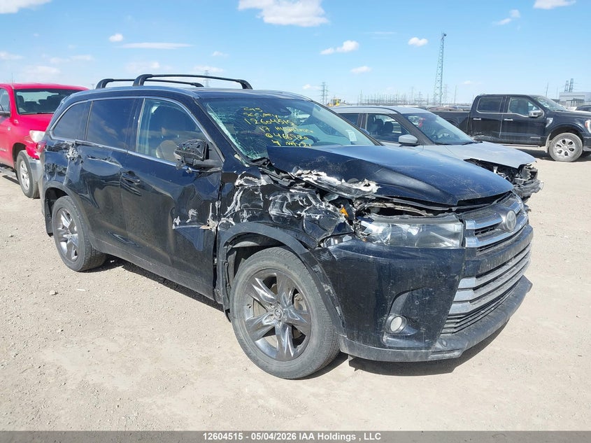 Vin: 5tddzrfh0hs466920, lot: 3002299, toyota highlander limited 2017 img_1