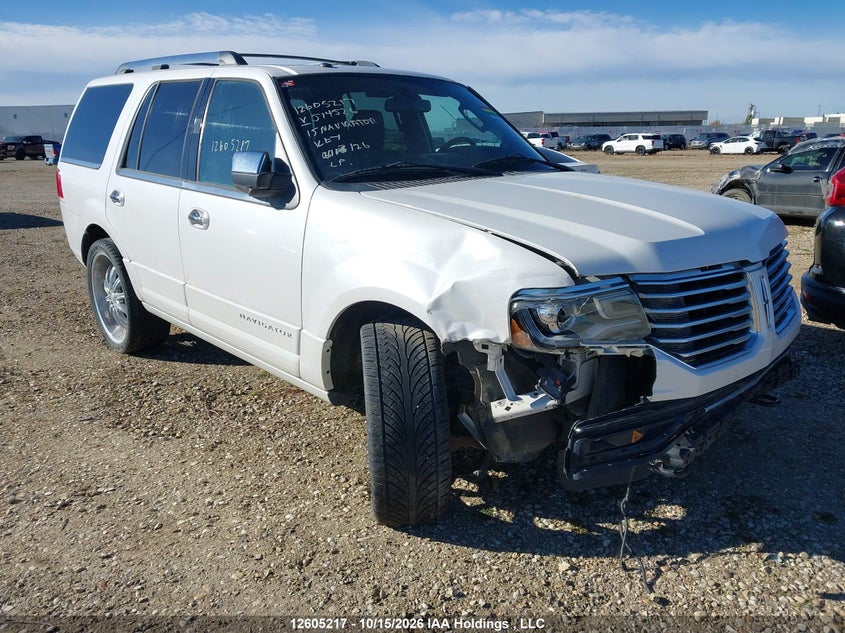 2015 Lincoln Navigator, Front, IAAI, VIN 5LMJJ2JT0FEJ14526