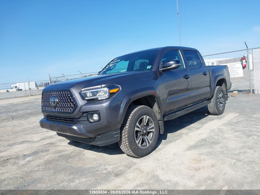 2021 Toyota Tacoma Nightshade, Удар сзади, IAAI, VIN 3TYGZ5ANXMT045787 — фото 2