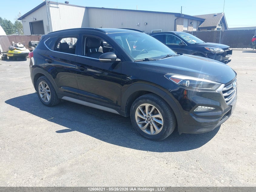 Vin: km8j3ca47hu424385, lot: 3003904, hyundai tucson luxury 2017 img_1