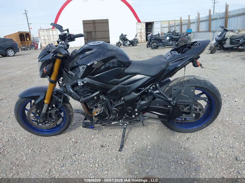 2023 SUZUKI GSX-S MOTO 4