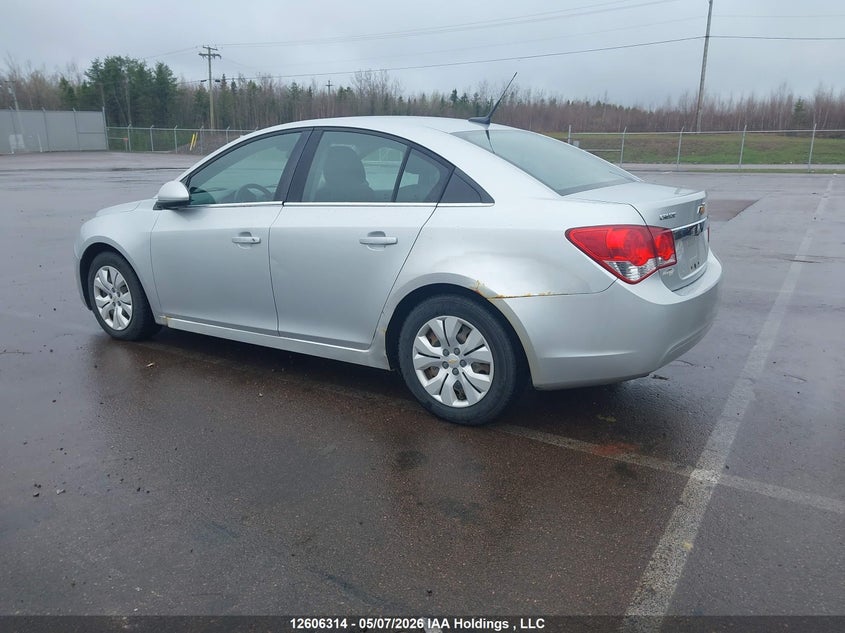 Vin: 1g1pc5sb3e7172760, lot: 3004202, chevrolet cruze 1lt 20143