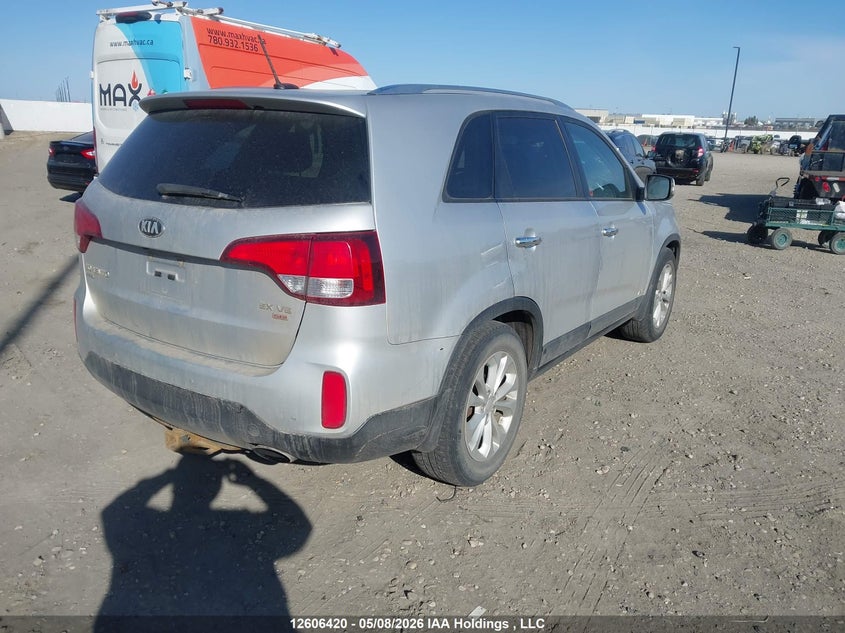 Vin: 5xykuda70eg447283, lot: 3004324, kia sorento ex 20144