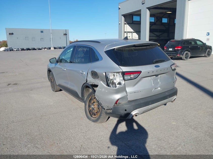 Vin: 1fmcu9dz6lua88544, lot: 3004338, ford escape titanium 20203
