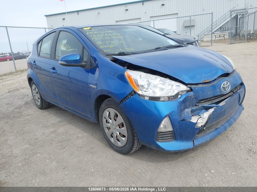 Vin: jtdkdtb33c1512744, lot: 3004661, toyota prius c 2012 img_1