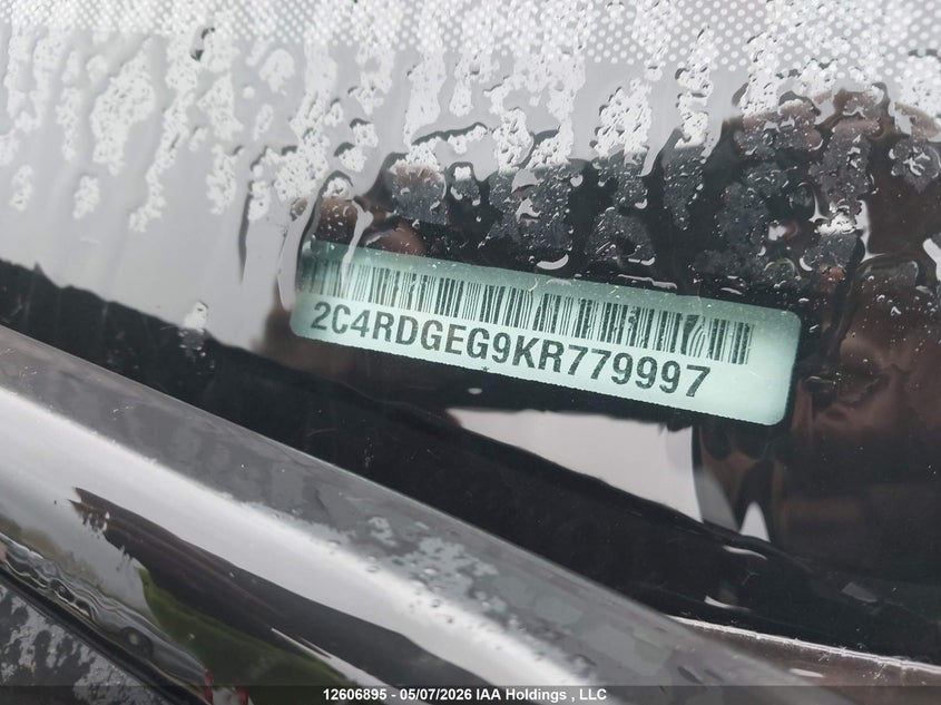 2C4RDGEG9KR779997 2019 Dodge Caravan 3.6 Grand Gt black