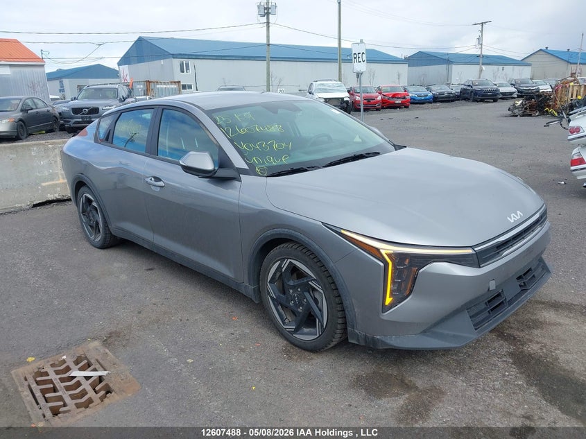 Vin: 3kpfu4dexse043704, lot: 3005562, kia k4 ex/ex+ 2025 img_1