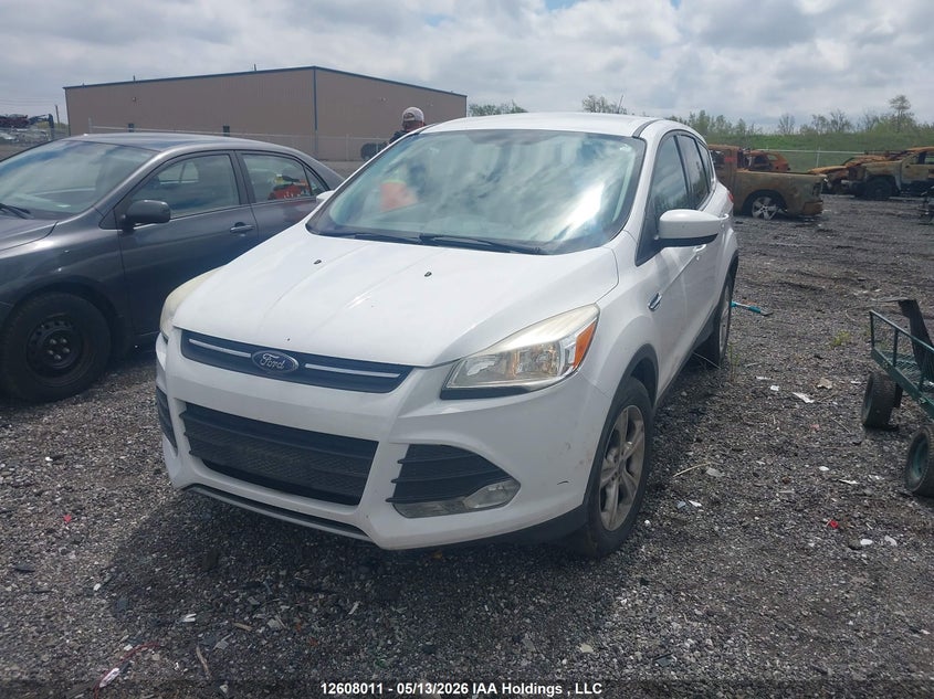 Vin: 1fmcu9gx4eud20894, lot: 3006131, ford escape se 20142