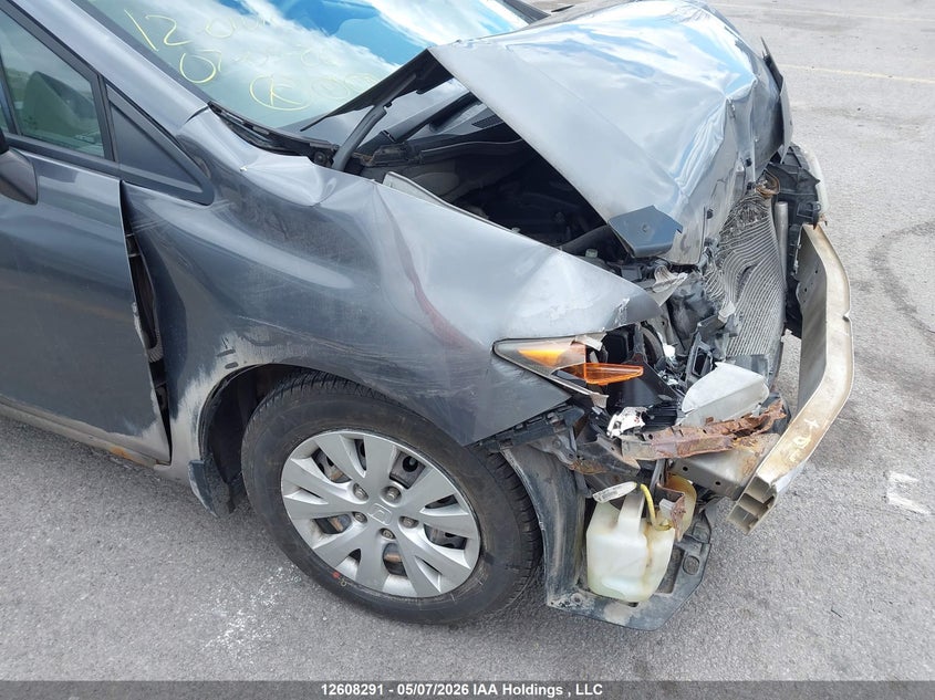 2HGFB2F47CH105548 2012 Honda Civic 1.8 grey