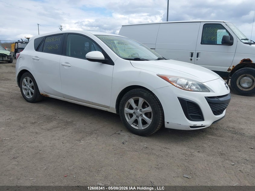 2011 MAZDA MAZDA3