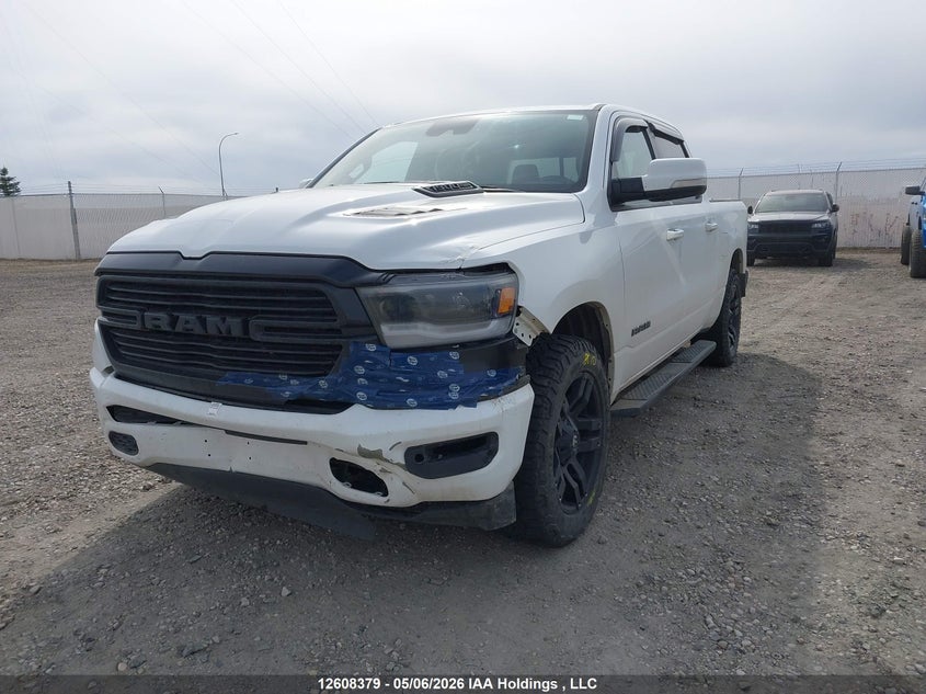 1C6SRFVT2MN518633 2021 Ram 1500 5.7 Sport White
