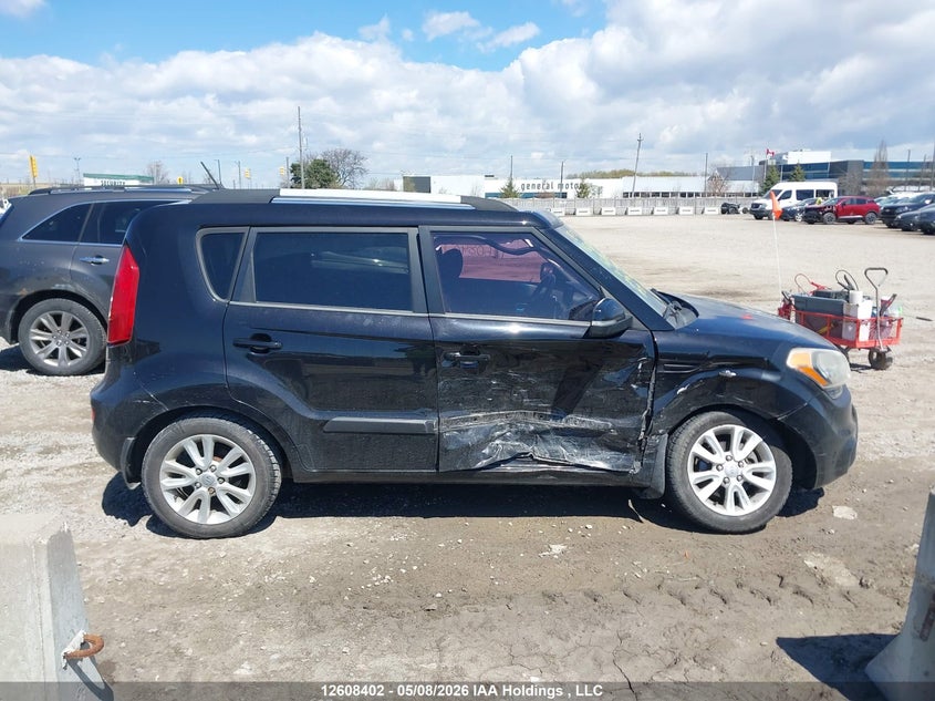 2012 Kia Soul 2.0L 2U/2.0L 4U/2.0L 4U Burner/2.0L 4U Luxury/2.0L 4U Retro VIN: KNDJT2A66C7400442 Lot: 12608402