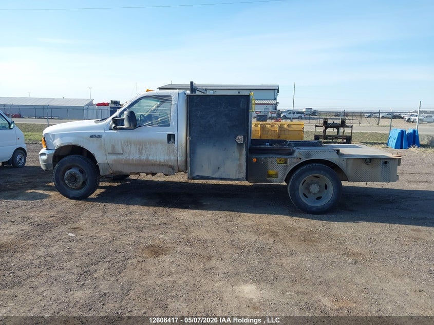 2000 Ford F-450 Chassis Lariat/Xl/Xlt VIN: 1FDXF47F7YED79362 Lot: 12608417