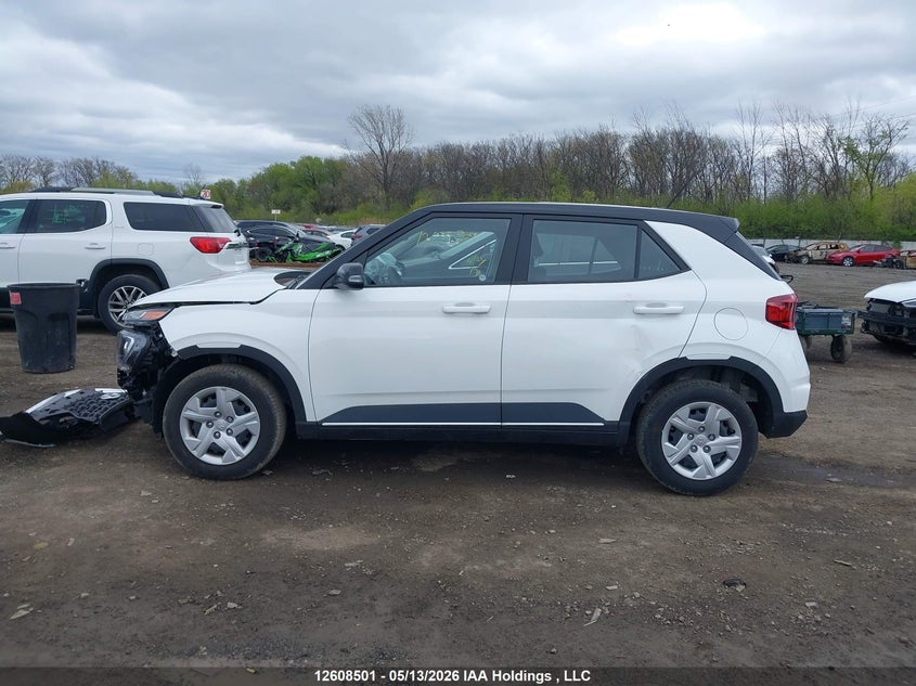 2025 Hyundai Venue Essential W/Two-Tone VIN: KMHRB8A37SU387176 Lot: 12608501