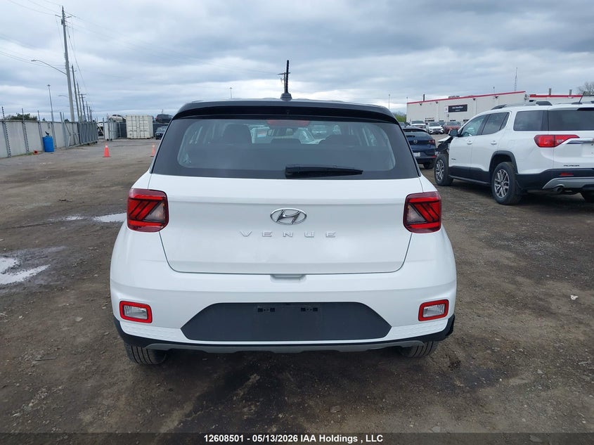 2025 Hyundai Venue Essential W/Two-Tone VIN: KMHRB8A37SU387176 Lot: 12608501