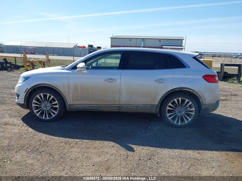 2017 Lincoln Mkx Reserve VIN: 2LMPJ8LP2HBL43728 Lot: 12608572