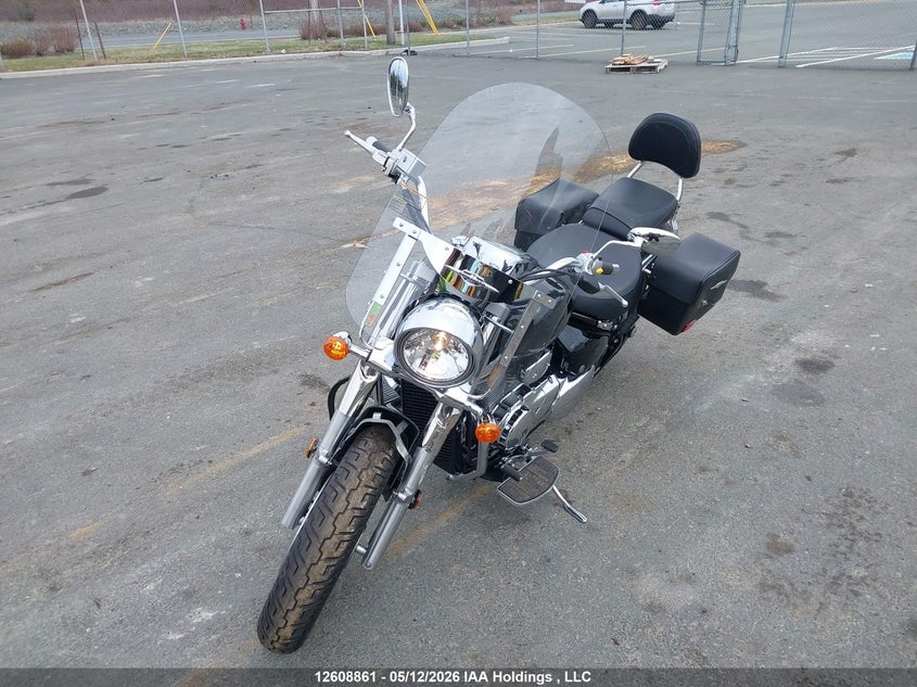 2020 SUZUKI VL 800 VOLUSIA SPORT_BIKE 2