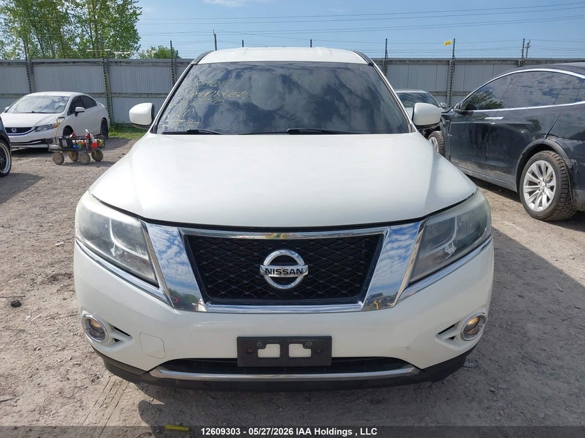 2015 Nissan Pathfinder Platinum/S/Sl/Sv VIN: 5N1AR2MM1FC702270 Lot: 12609303