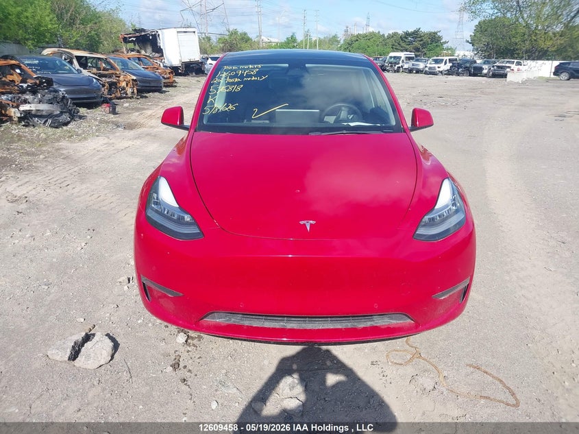 2022 Tesla Model Y VIN: 7SAYGDEE5NF576818 Lot: 12609458
