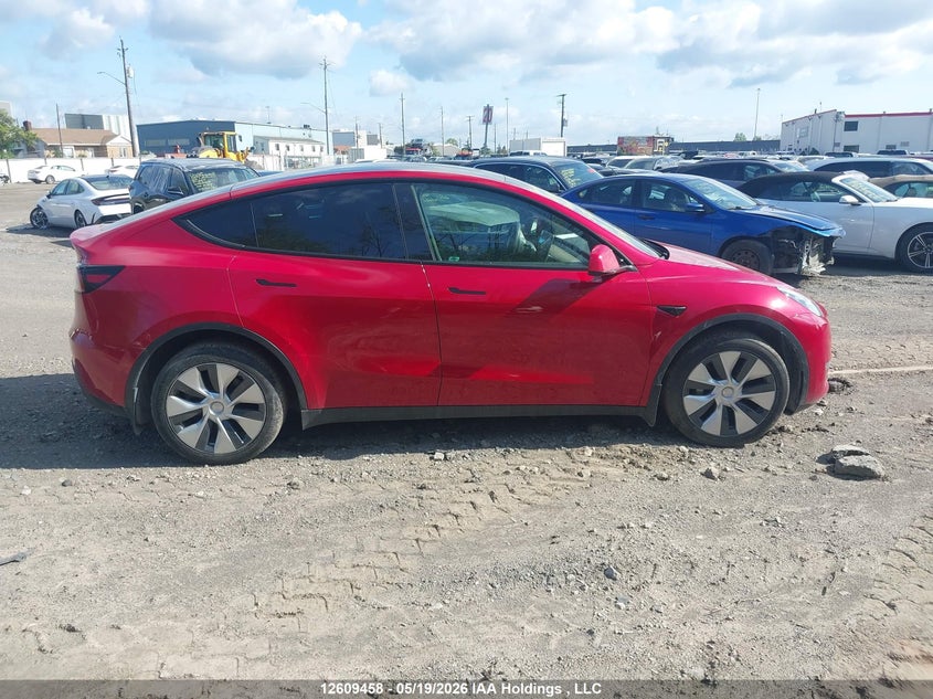2022 Tesla Model Y VIN: 7SAYGDEE5NF576818 Lot: 12609458
