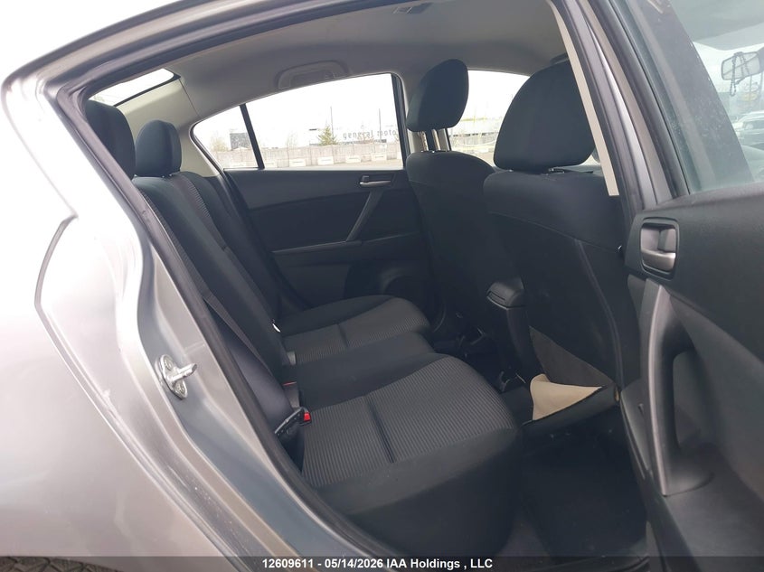 2013 MAZDA 3 HATCHBACK 2.0L I-4 DOHC, VVT, 148HP