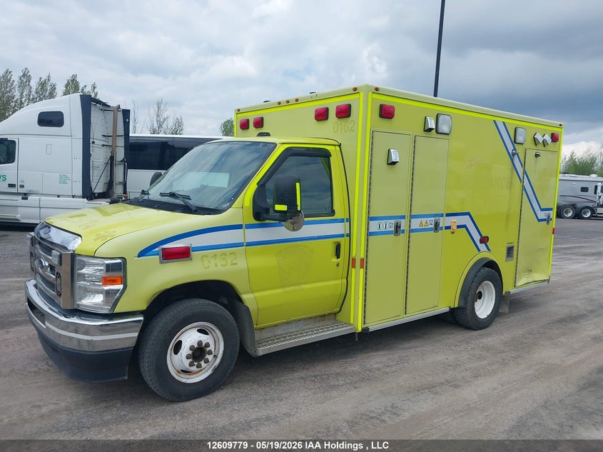 1FDWE3FS9HDC19738 2017 Ford Econoline e350 6.8 E350 Super Duty Ctway Van yellow