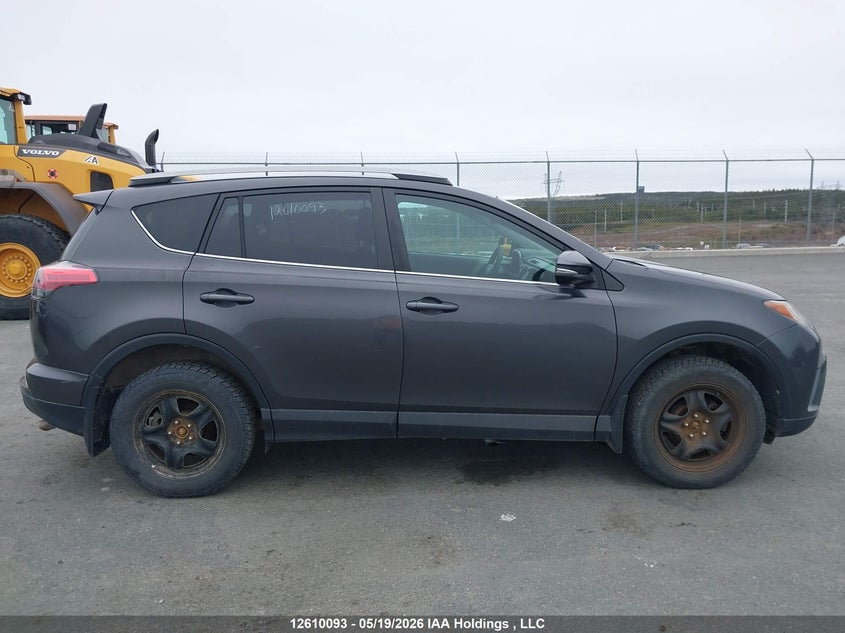 2017 Toyota Rav4 Le VIN: 2T3BFREV1HW653492 Lot: 12610093