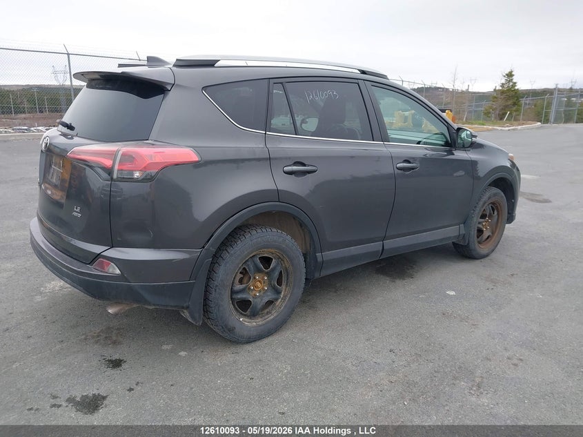 Vin: 2t3bfrev1hw653492, lot: 3008469, toyota rav4 le 20174