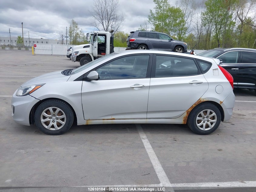 2012 Hyundai Accent Gls/Gs VIN: KMHCT5AE6CU037154 Lot: 12610184