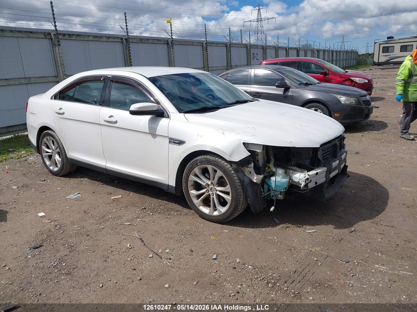 Vin: 1fahp2e88dg149008, lot: 3008632, ford taurus sel 2013 img_1