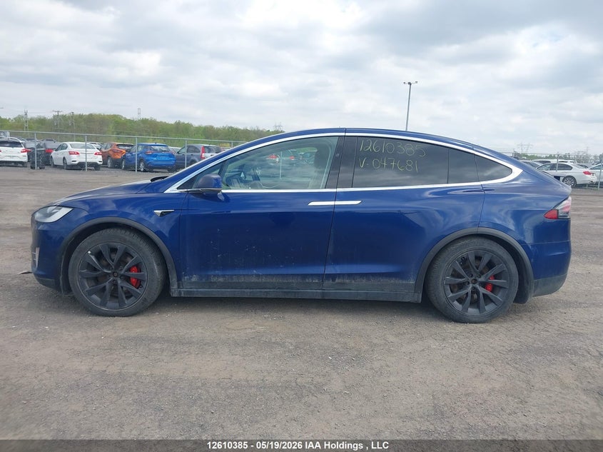2017 Tesla Model X VIN: 5YJXCAE42HF047681 Lot: 12610385
